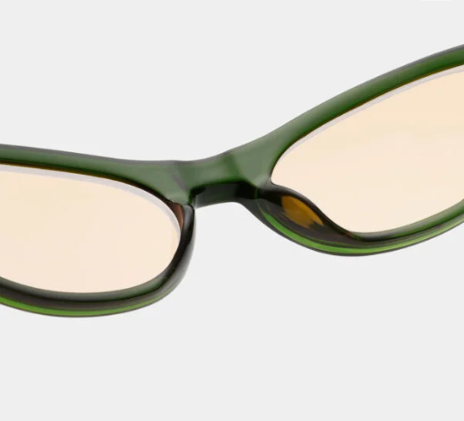 GUST Dark Green Transparent